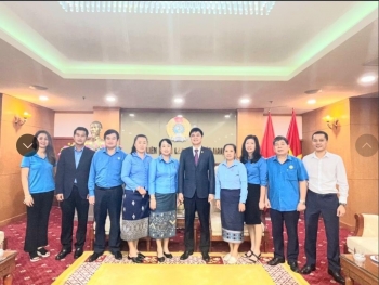 Đoàn đại biểu Trung ương Liên hiệp Công đoàn Lào sang thăm và làm việc với Công đoàn Viên chức Việt Nam