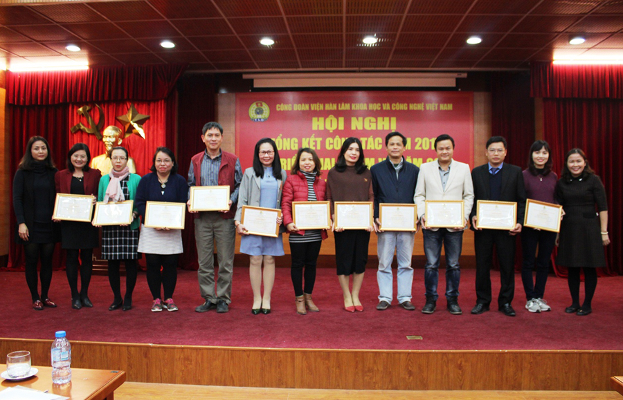 CĐ Viện Hàn lâm Khoa học Công nghệ Việt Nam tổ chức Hội nghị tổng kết công tác công đoàn năm 2017