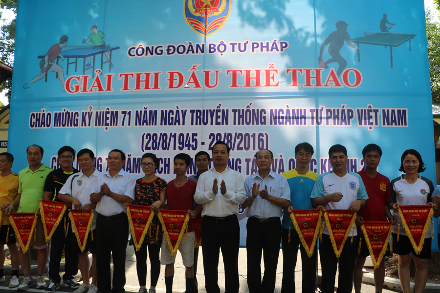 Công đoàn Bộ Tư pháp Giải thi đấu thể thao kỷ niệm 71 năm ngày thành lập ngành Tư pháp Việt Nam