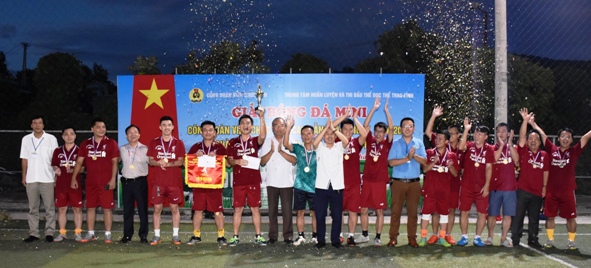 CĐVC tỉnh Cao Bằng tổ chức giải bóng đá mini