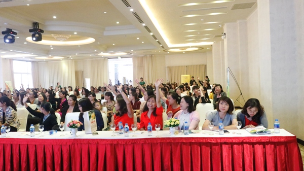 CĐVC tỉnh Đắk Lắk tổ chức hội thảo “ Mỗi phụ nữ là một câu chuyện về Chăm sóc sức khỏe sinh sản”