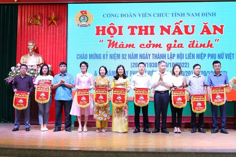 Công đoàn Viên chức tỉnh Nam Định tổ chức thành công Hội thi nấu ăn với chủ đề 