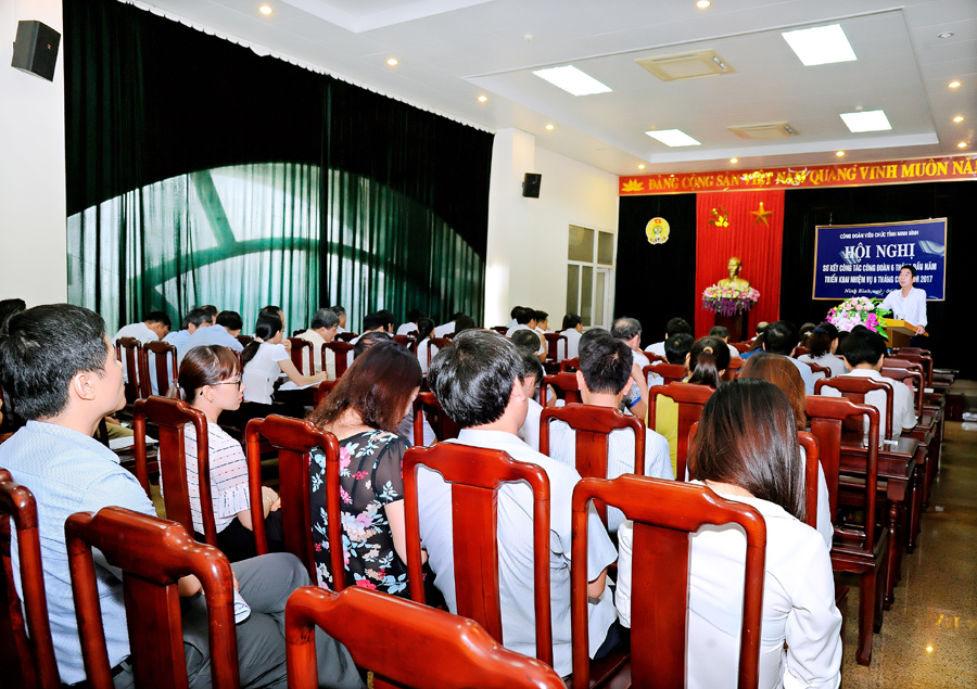 CĐVC Ninh Bình tổ chức Hội nghị sơ kết hoạt động công đoàn 6 tháng đầu năm 2017