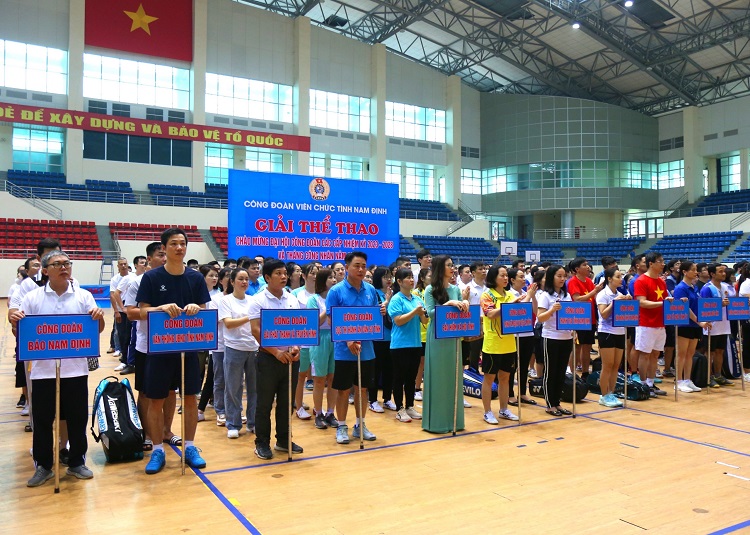 CĐVC tỉnh Nam Định tổ chức thành công Giải thể thao chào mừng Đại hội Công đoàn các cấp và Tháng công nhân năm 2023