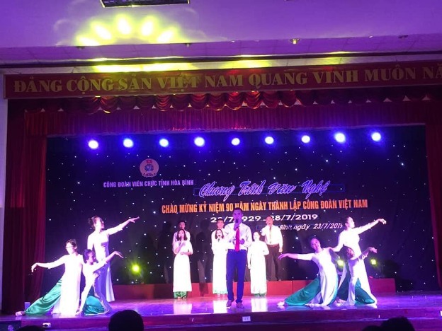 CĐVC tỉnh Hoà Bình tổ chức chương trình văn nghệ Chào mừng Kỷ niệm 90 năm ngày thành lập Công đoàn Việt Nam (28/7/1929 – 28/7/2019)