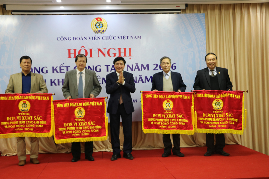 Công đoàn Viên chức Việt Nam Tổ chức Hội nghị tổng kết hoạt động năm 2016 và triển khai nhiệm vụ năm 2017