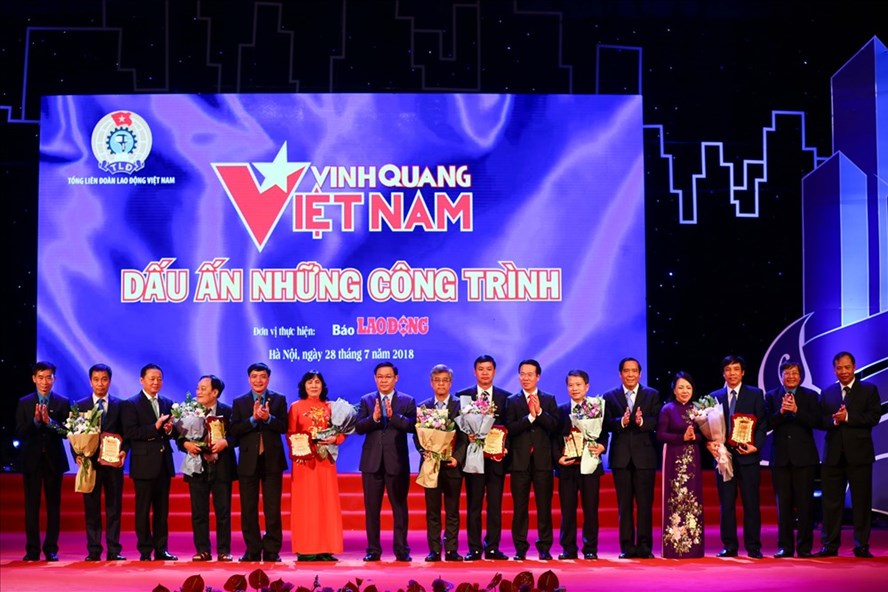 Tổng Liên đoàn Lao động Việt Nam: Vinh danh 8 công trình tiêu biểu xuất sắc tại Chương trình “Vinh quang Việt Nam - Dấu ấn những công trình”