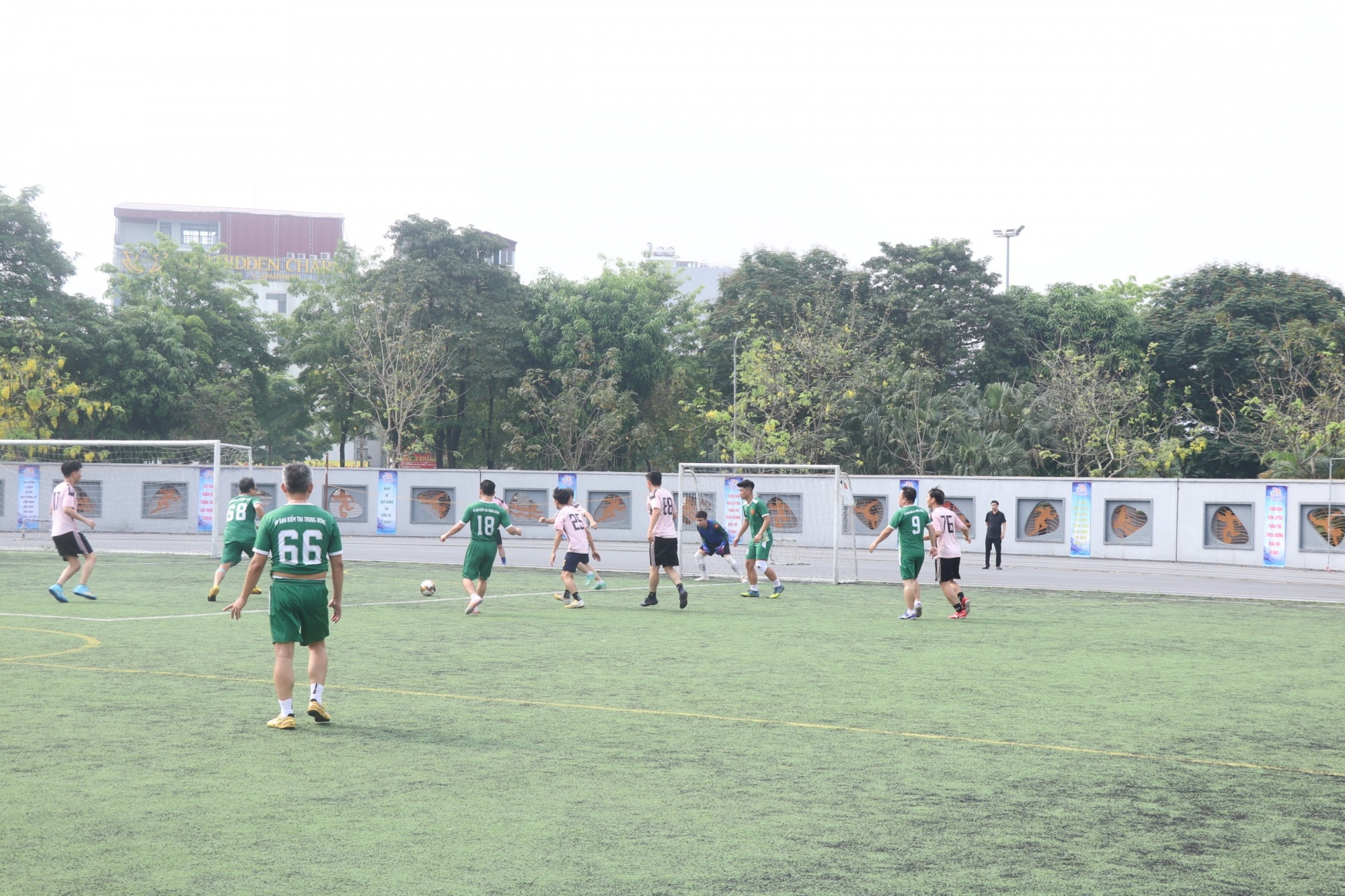 16 đội bóng xuất sắc vượt qua vòng loại Giải Bóng đá Công đoàn Viên chức Việt Nam 2014