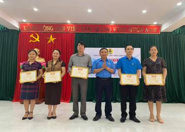 Công đoàn Viên chức tỉnh Lạng Sơn với các phong trào thi đua yêu nước